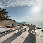 Villa La Corniche Pieds Dans L Eau