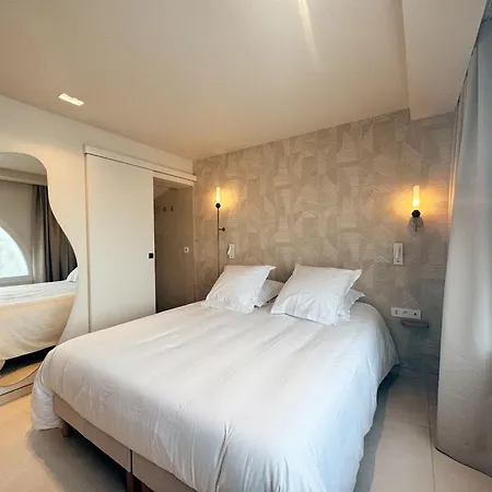 Villa La Corniche Pieds Dans L Eau *