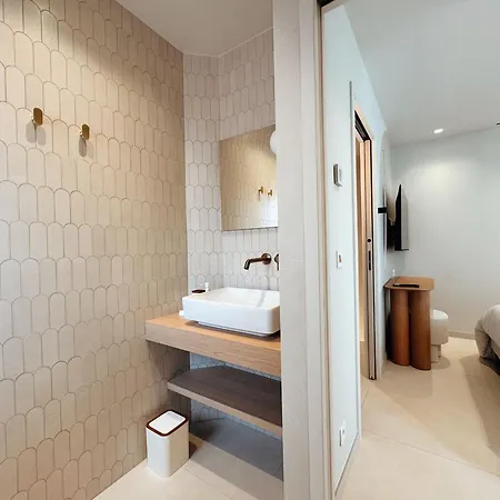 La Corniche Pieds Dans L Eau Villa