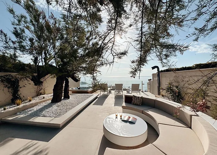 Villa La Corniche Pieds Dans L Eau *